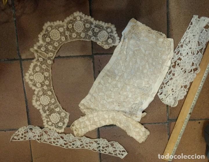 Antig&uuml;edades: Lote de bordados, cuello, frontal, etc - Foto 1