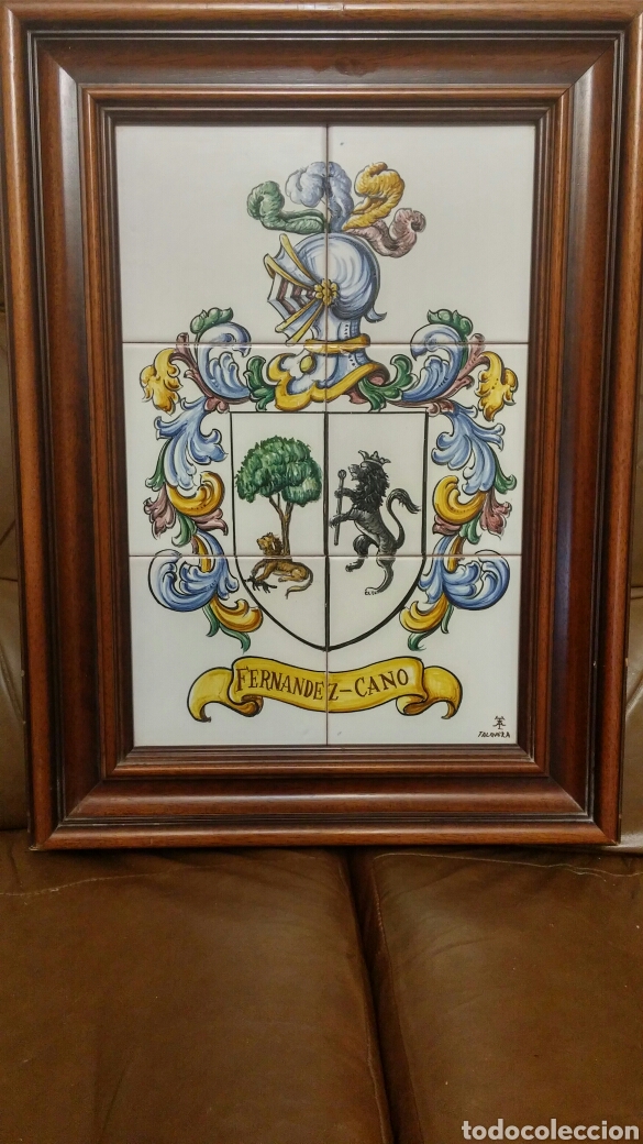 Antig&uuml;edades: Cuadro heraldico cer&aacute;mica Talavera - Foto 1