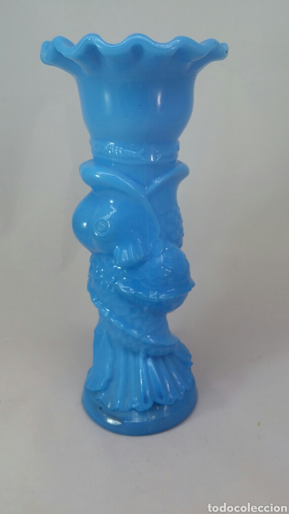 Antig&uuml;edades: Jarron florero en opalina azul - Foto 1