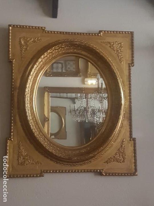 Antig&uuml;edades: Espejo dorado Isabelino - Foto 1