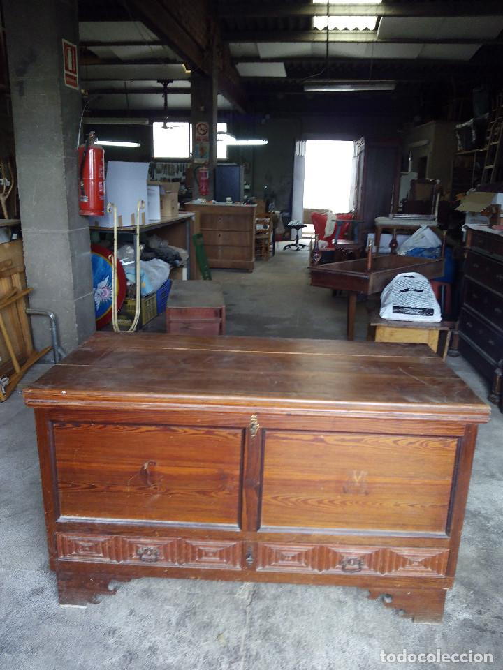 Antig&uuml;edades: Arc&oacute;n de madera de mobila - Foto 2