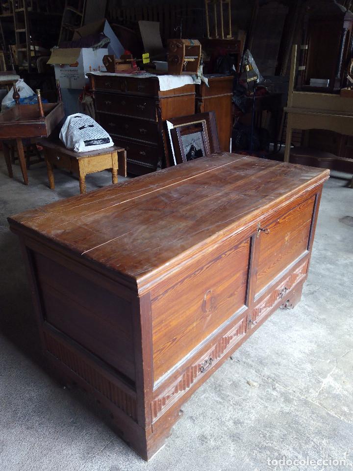 Antig&uuml;edades: Arc&oacute;n de madera de mobila - Foto 3