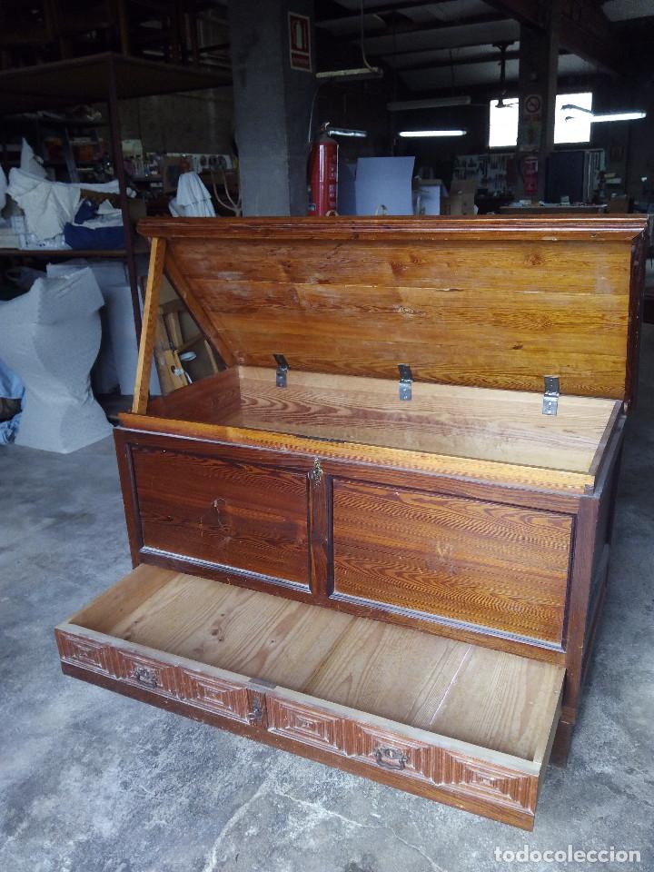 Antig&uuml;edades: Arc&oacute;n de madera de mobila - Foto 5