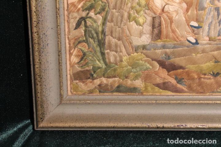 Antig&uuml;edades: antiguo bordado enmarcado - Foto 4