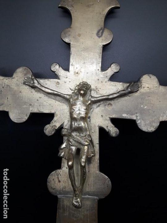 Antig&uuml;edades: Cruz procesional - Foto 2
