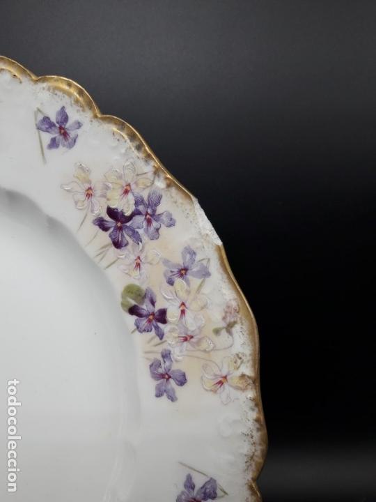 Antig&uuml;edades: plato hondo de limoges - Foto 2
