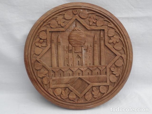 Antiguidades: PLAF&Oacute;N MADERA RECUERDO DE LA INDIA.