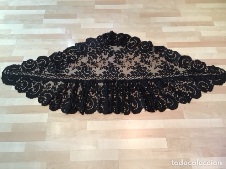 Antig&uuml;edades: Mantilla negra madrile&ntilde;a - Foto 2