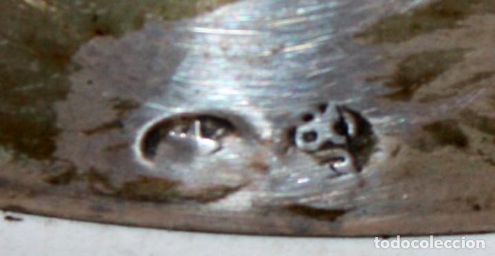 Antig&uuml;edades: JARR&Oacute;N DE CERAMICA SERRA CON BASE DE PLATA. - Foto 6