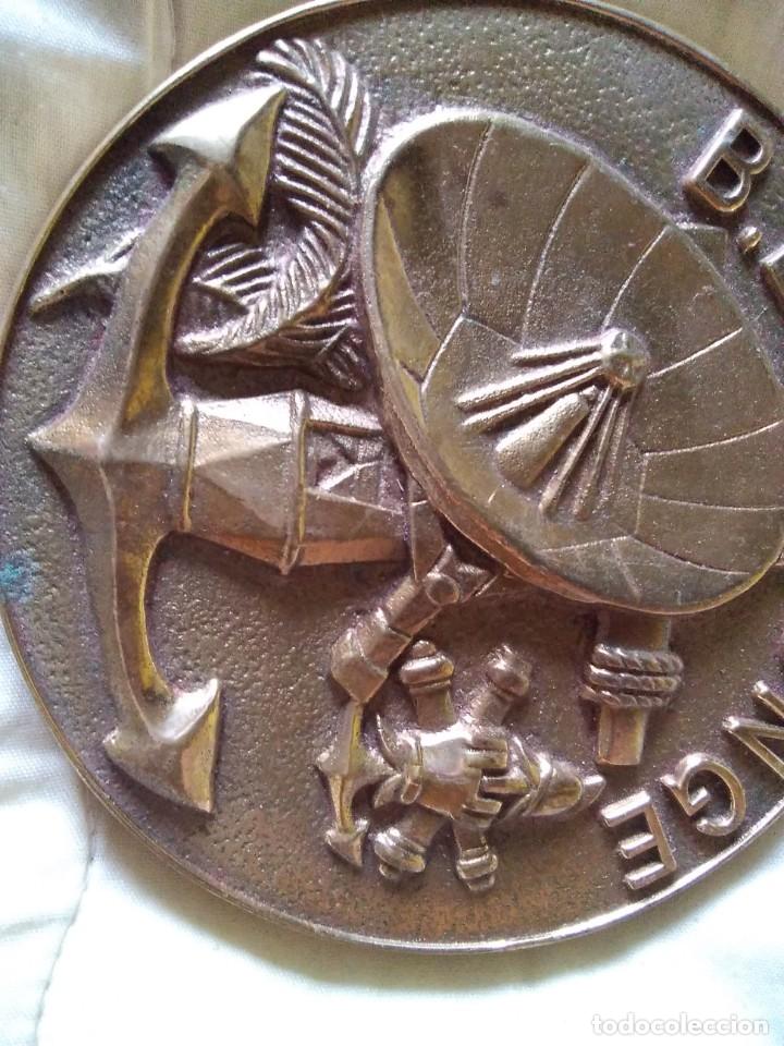 Antig&uuml;edades: Placa de bronce. B. E. M. MONGE - Foto 3