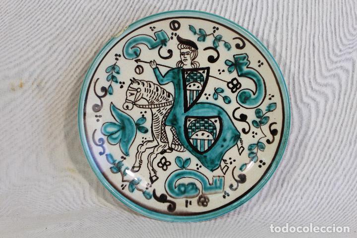 Antig&uuml;edades: plato en ceramica placor - manises - Foto 2