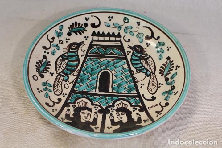 Antig&uuml;edades: plato en ceramica placor - manises - Foto 1