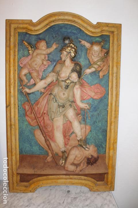 Antig&uuml;edades: PAREJA DE PANELES MITOLOGICOS OREJUDO - Foto 2