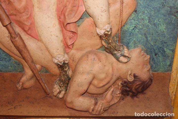 Antig&uuml;edades: PAREJA DE PANELES MITOLOGICOS OREJUDO - Foto 21