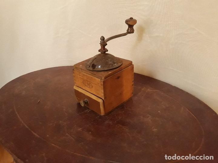 Antig&uuml;edades: Molinillo de cafe antiguo - Foto 2