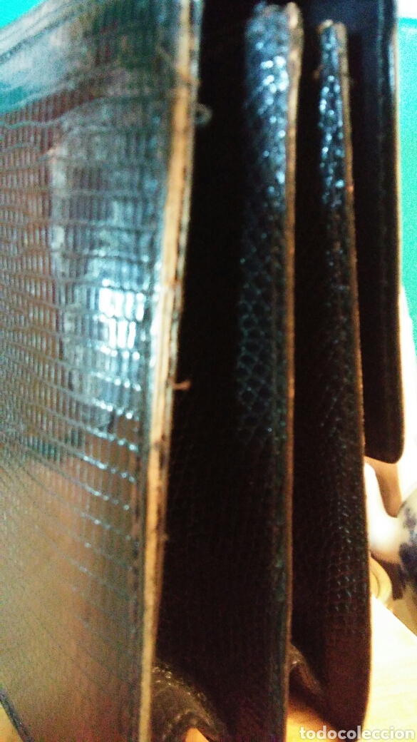 Antig&uuml;edades: Bolso imitaci&oacute;n de piel de serpiente. - Foto 4