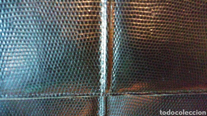 Antig&uuml;edades: Bolso imitaci&oacute;n de piel de serpiente. - Foto 3