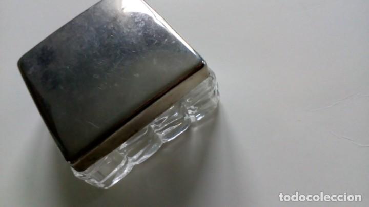 Antig&uuml;edades: Caja cristal y metal - Foto 3