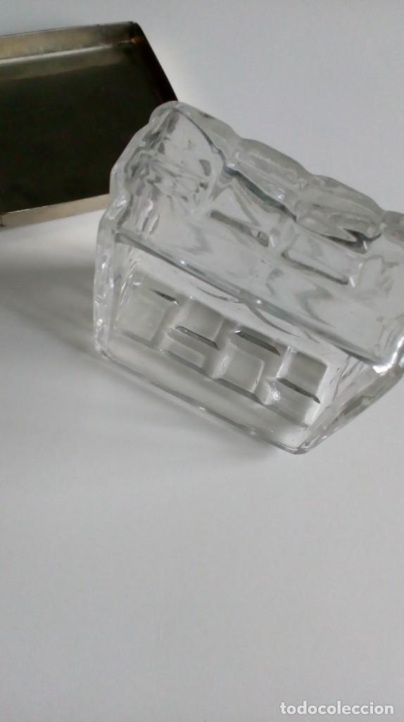 Antig&uuml;edades: Caja cristal y metal - Foto 10