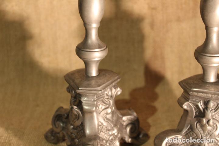 Antig&uuml;edades: PAREJA DE CANDELEROS DE ESTA&Ntilde;O - Foto 4