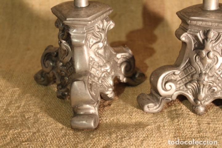 Antig&uuml;edades: PAREJA DE CANDELEROS DE ESTA&Ntilde;O - Foto 5