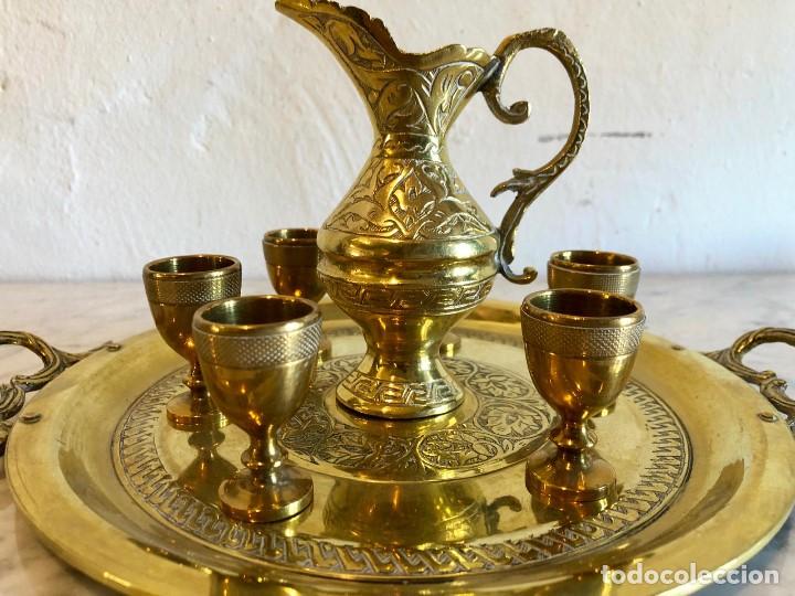 Antig&uuml;edades: JUEGO DE LICOR EN BRONCE - Foto 2