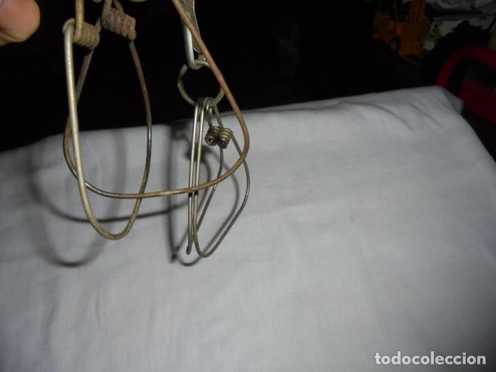 Antig&uuml;edades: ARTILUGIO PARA COLGAR LA CAZA - Foto 2
