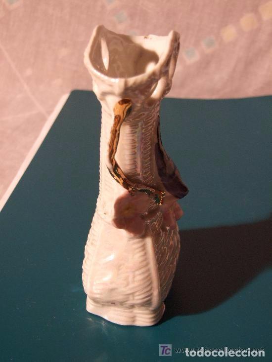 Antig&uuml;edades: JARRON MODERNISTA DE PORCELANA - Foto 2