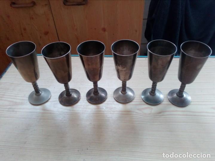 Antig&uuml;edades: 6 Copas Tipo Caliz Con Cuello Labrado - Foto 1