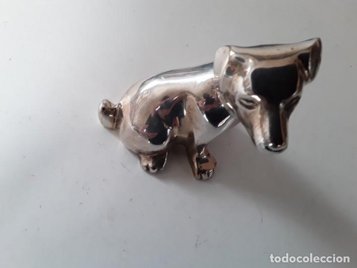 Antig&uuml;edades: Figura de perro en metal - Foto 6