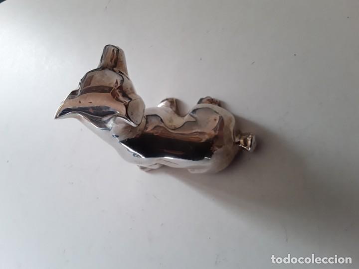 Antig&uuml;edades: Figura de perro en metal - Foto 8