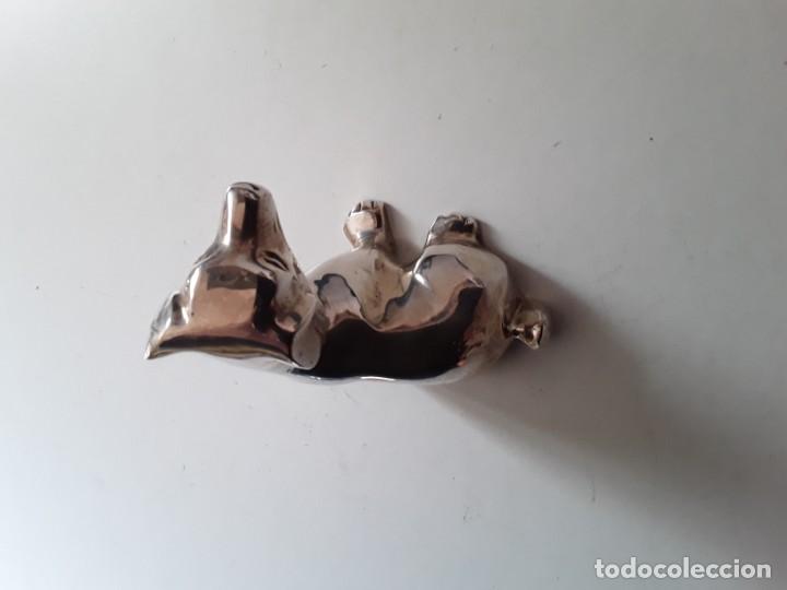 Antig&uuml;edades: Figura de perro en metal - Foto 11