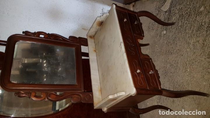 Antig&uuml;edades: Tocador - Foto 1