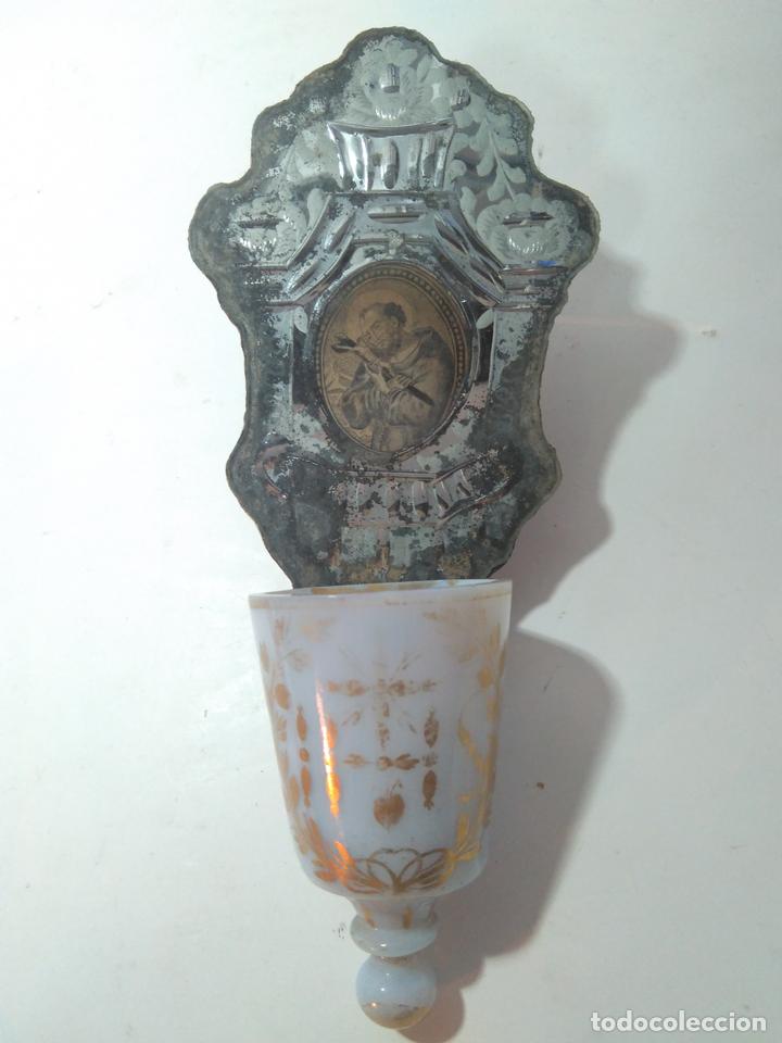 Antig&uuml;edades: Benditera de opalina y cristal La Granja. s.XVIII. 23x10cm - Foto 1