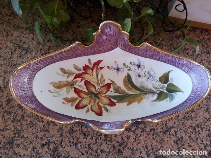 Antig&uuml;edades: antiguo centro de mesa en porcelana - Foto 4