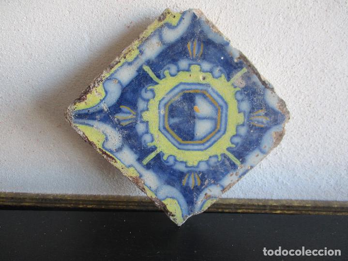 Antig&uuml;edades: Azulejo siglo XVI - Foto 2