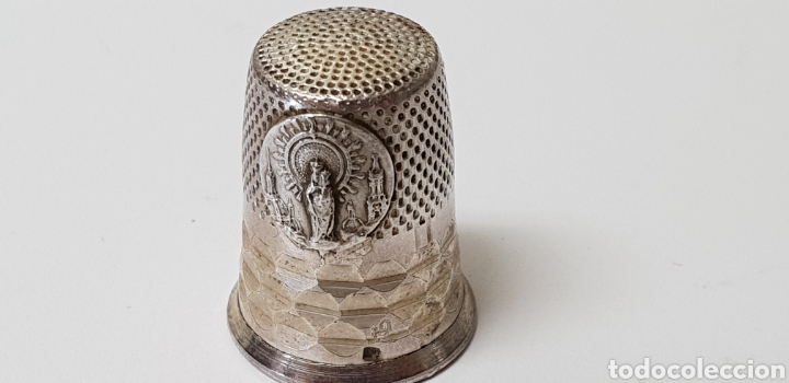 Antig&uuml;edades: Dedal de plata de ley con la Virgen del Pilar - Foto 1