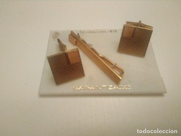 Antig&uuml;edades: Juego de Gemelos y Pisacorbata. - Foto 1