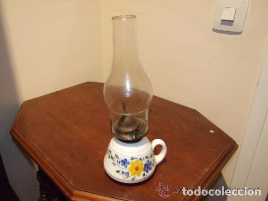 Antig&uuml;edades: QUINQUE DE PETROLEO DE OPALINA ESMALTADO S. XIX - Foto 1