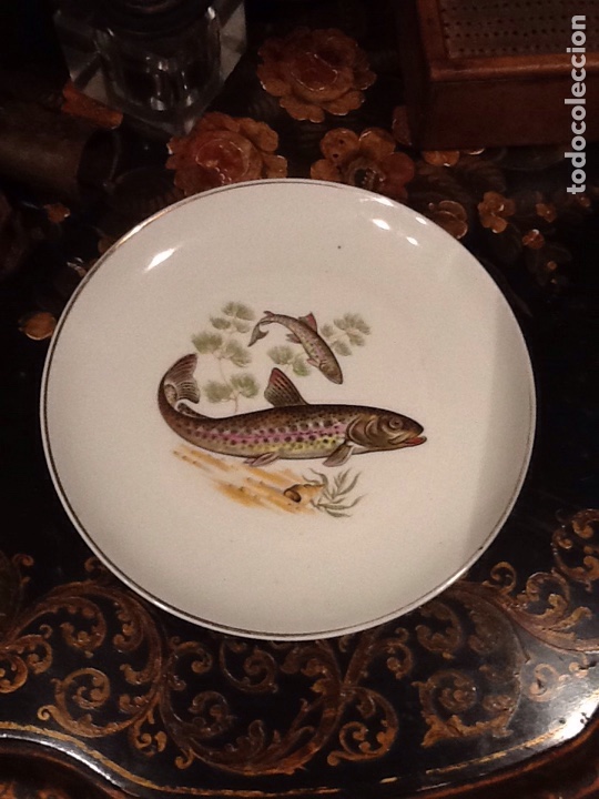 Antig&uuml;edades: Plato porcelana peces - Foto 1