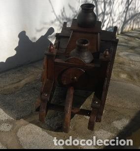 Antig&uuml;edades: Carro de madera con c&aacute;ntaros de barro - Foto 3