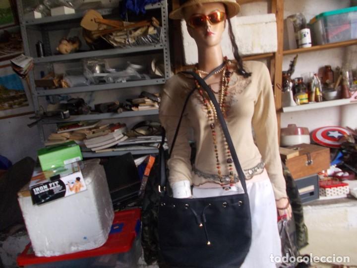 Antig&uuml;edades: bolso de chica - Foto 8
