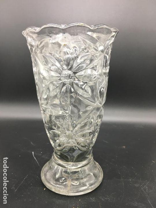 Antig&uuml;edades: Jarr&oacute;n de cristal - Foto 1