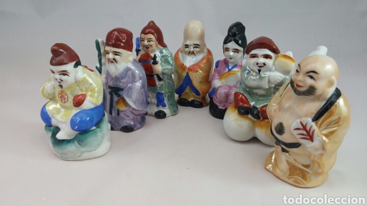 Antiguidades: Juego figuras porcelanaSiete dioses chinos de la fortuna color nacarado