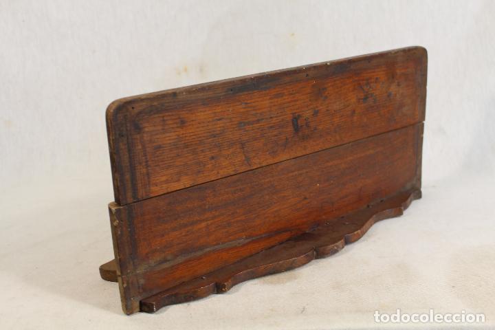 Antig&uuml;edades: mensula - repisa antigua de madera - Foto 3