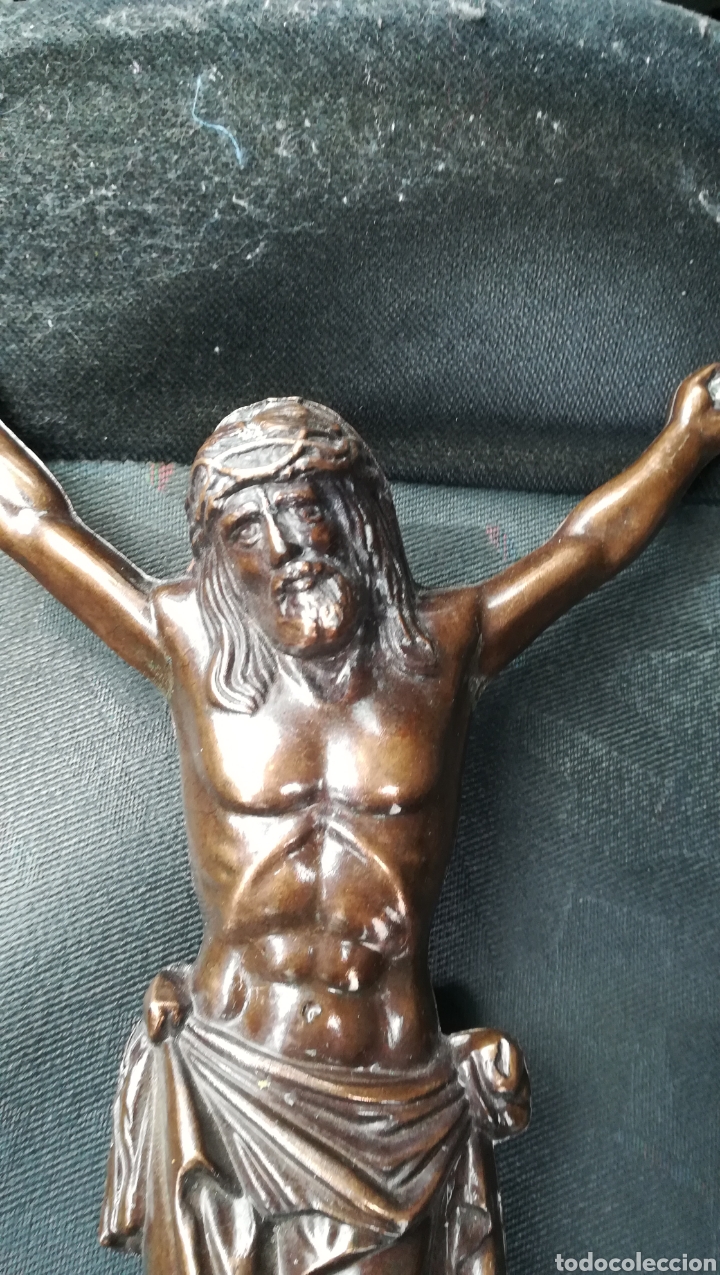 Antig&uuml;edades: Cristo de cobre - Foto 2