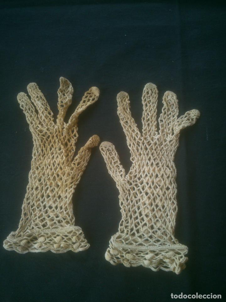Antig&uuml;edades: ANTIGUOS GUANTES DE GANCHILLO - Foto 1