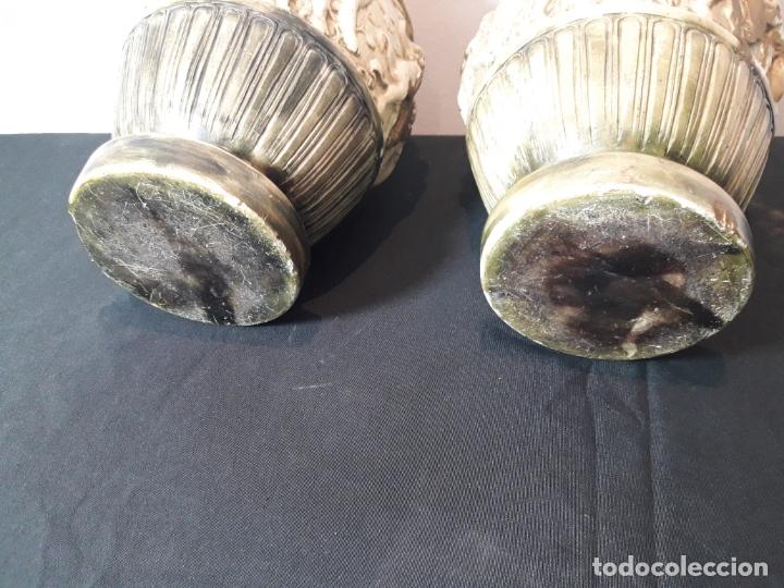 Antig&uuml;edades: Pareja de floreros - Foto 10