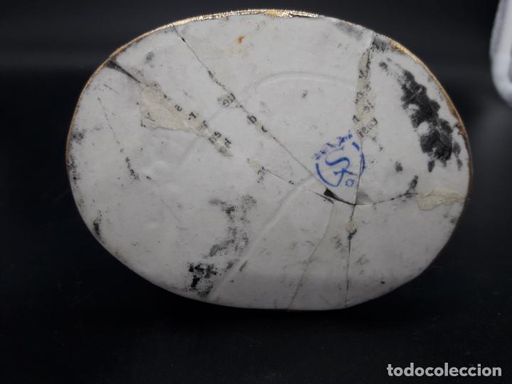 Antig&uuml;edades: Figura de porcelana - Foto 7