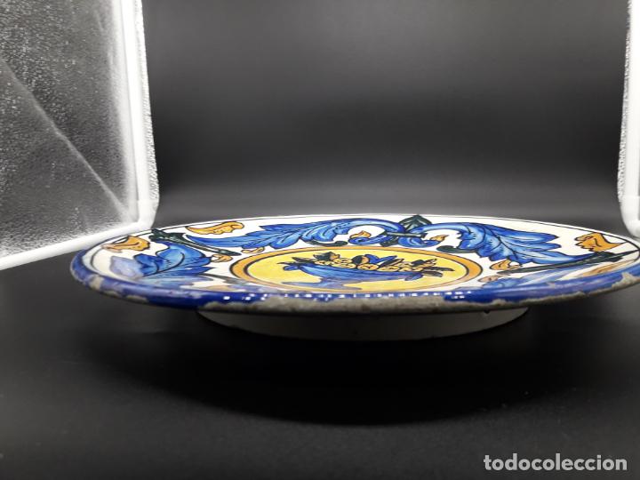 Antig&uuml;edades: Plato de cer&aacute;mica decorado - Foto 5